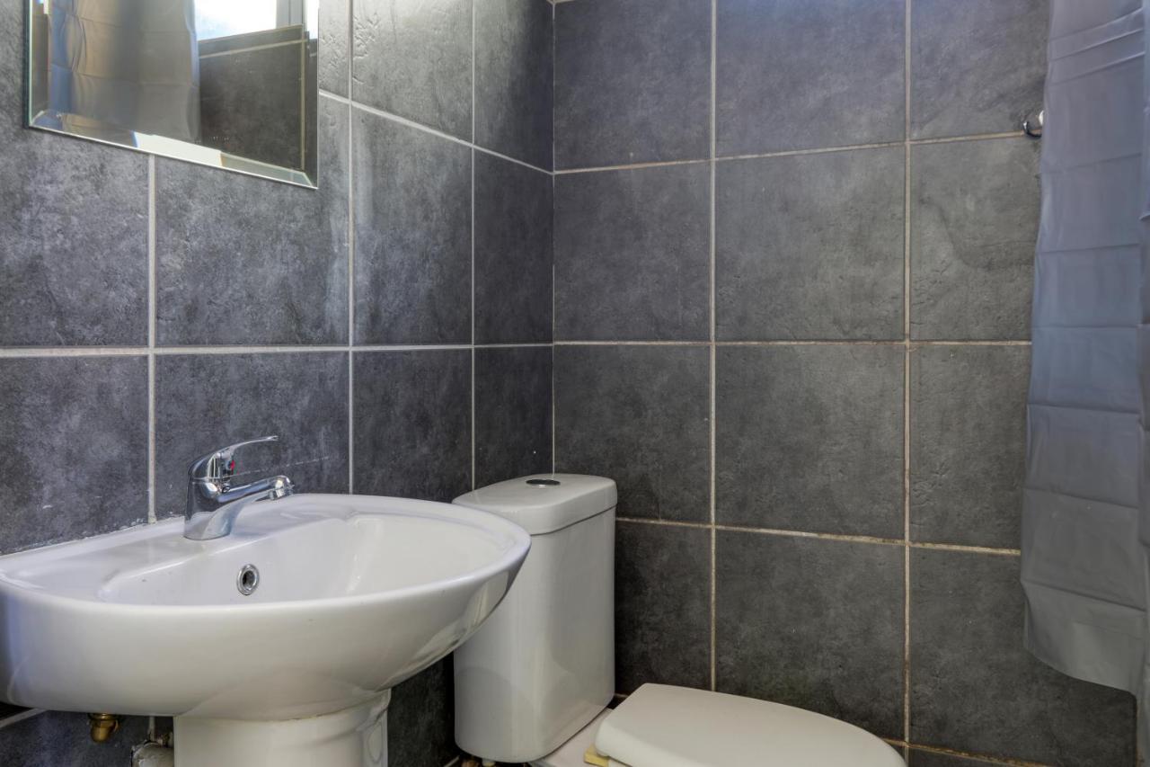 Inn & Out Express Sea Point ケープタウン エクステリア 写真